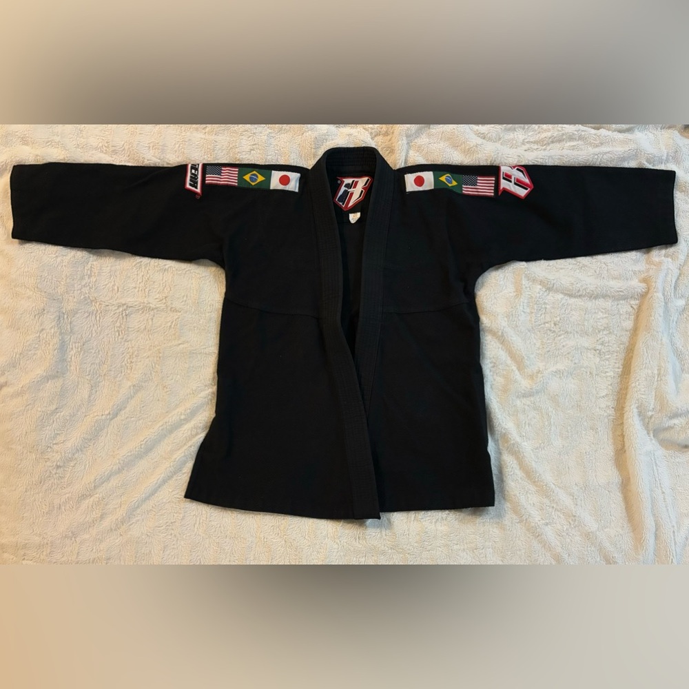Youth Revgear Gi top, Size: M2